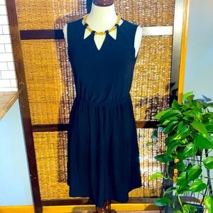 Roz and Ali black faux necklace cocktail dress Sm